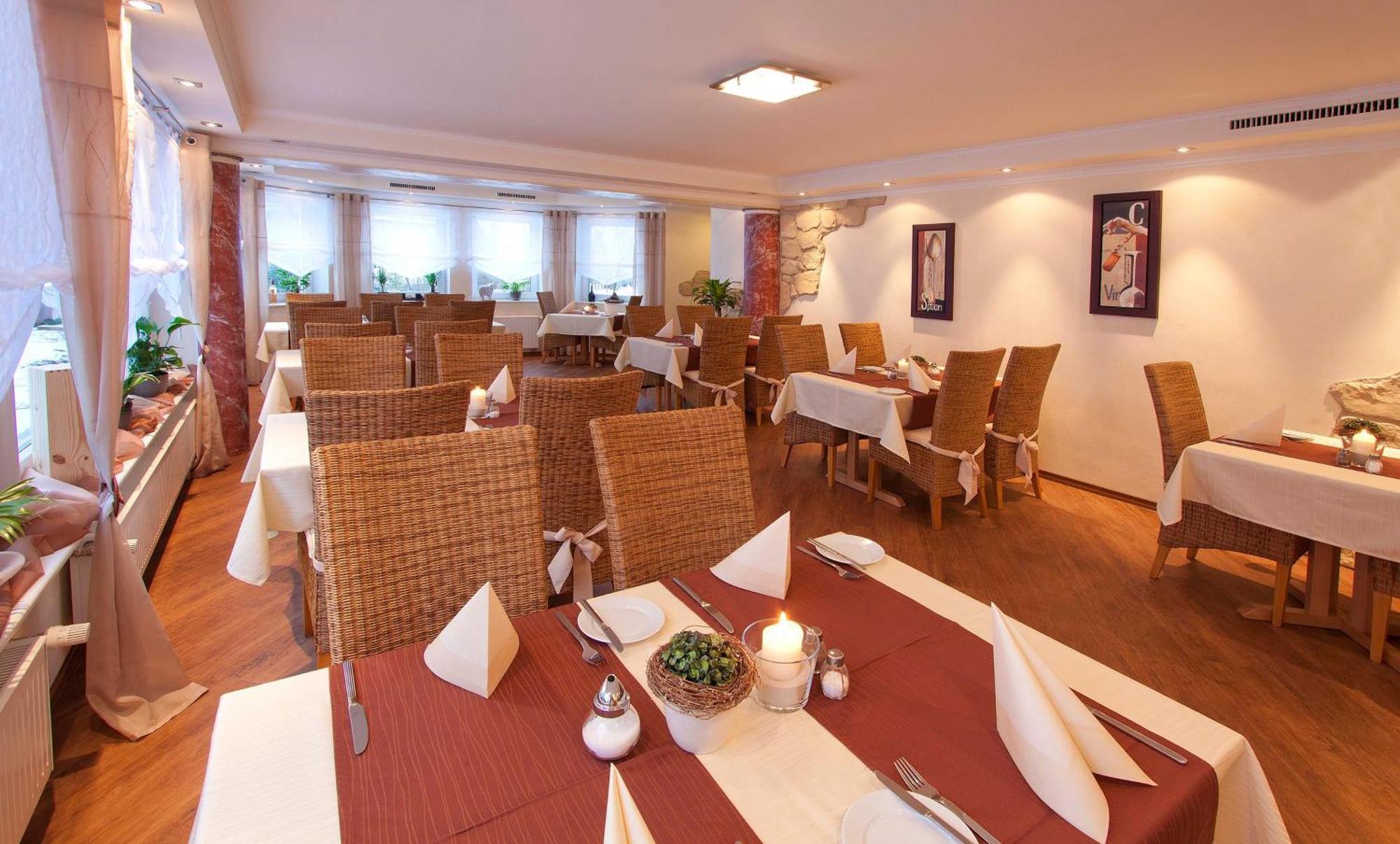 Hotel Flurschuetz Lennestadt Exterior photo